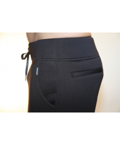 BOARD LENGTH STREET SHORTS